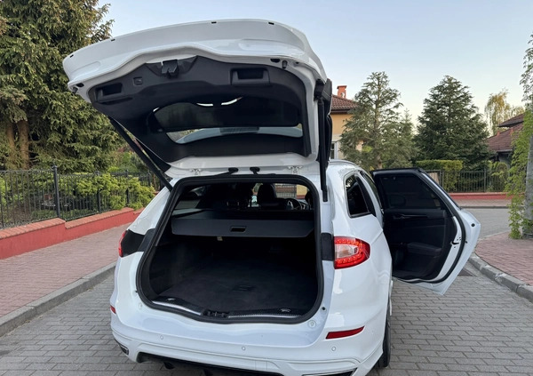 Ford Mondeo cena 68900 przebieg: 179000, rok produkcji 2018 z Elbląg małe 781